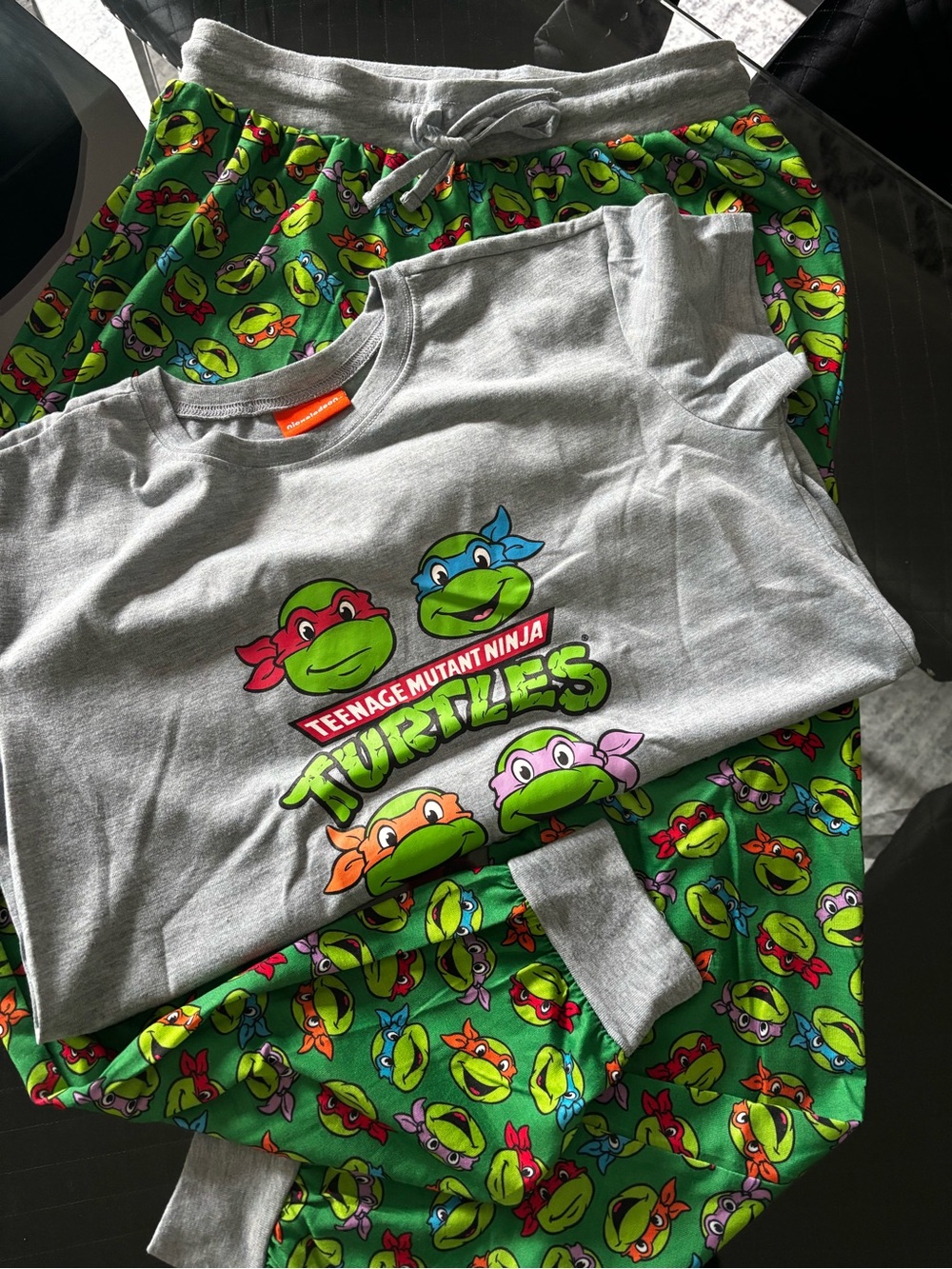 Nickelodeon Gray & Green Teenage Mutant Ninja Turtles Pajama Set